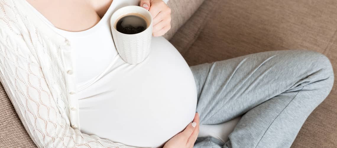 Je kofeín v tehotenstve nebezpečný?