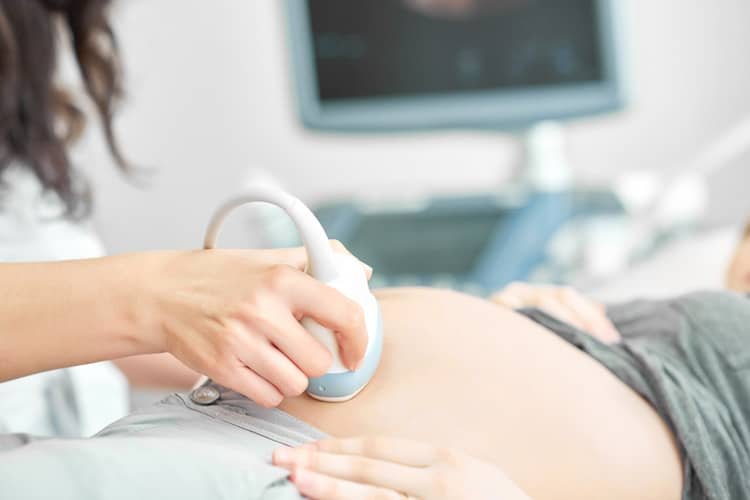 Je morfologický ultrazvuk povinný?