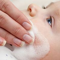 Mydlo na novorodenecké akné